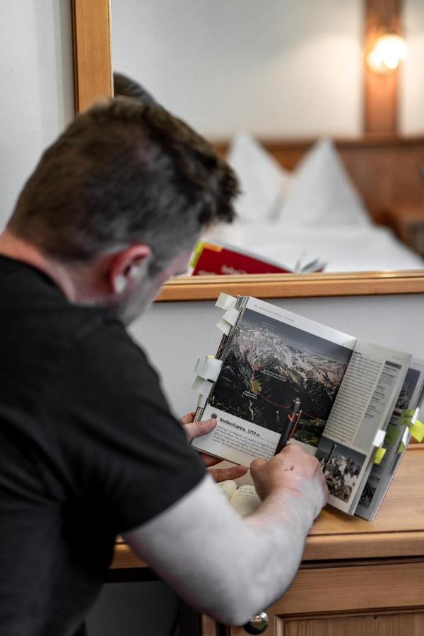 Hotel Wochtla Buam Brunico Kültér fotó